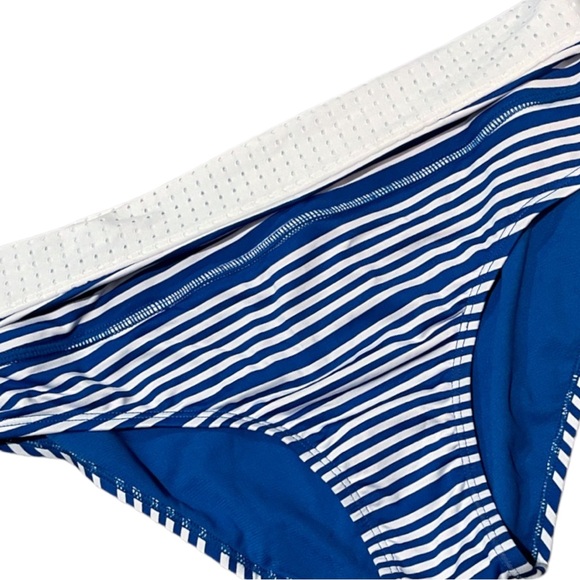 NIKE Sport Mesh High-waist Swim Bottoms - Picture 6 of 10